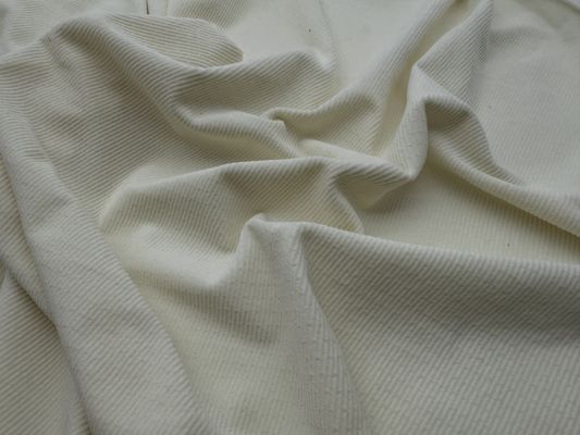 আপনার পোশাকের জন্য মাইক্রো ইলাস্টিক ভেলভেট ফ্যাব্রিকের আরাম এবং স্থায়িত্বের অভিজ্ঞতা অর্জন করুন